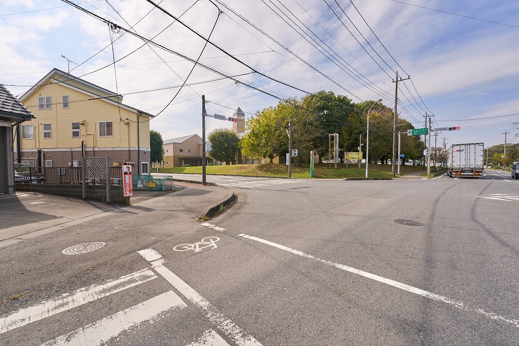 守屋市役所前交差点